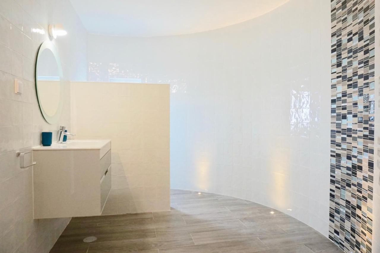 The White House - Boutique Villa オリョン エクステリア 写真